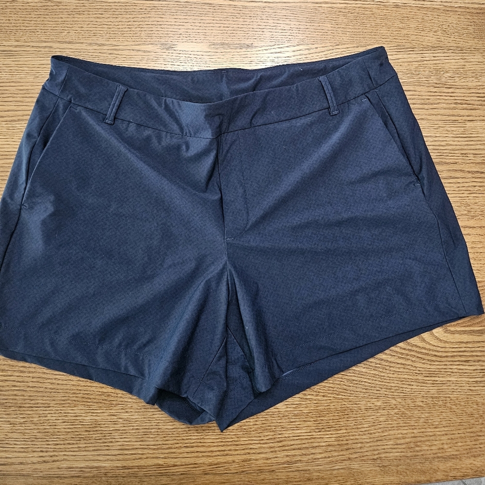 Spanx 4" Sunshine Short In Navy, XL